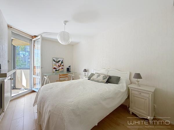 "ULYSSE" - VENTE, FRANCHEVILLE LE BAS, APPARTEMENT T2, CENTRE VILLAGE