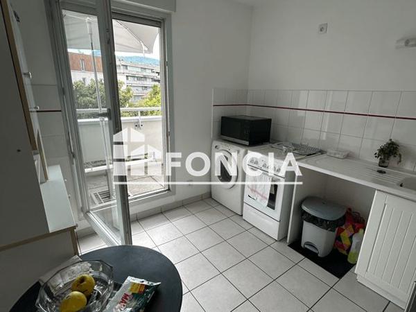 Location Appartement 3 pièces 64.51 m² - 30 AVENUE PASTEUR RESIDENCE LES SOURCES DE BEAUREPAIRE APPART A33 Chamalieres 63400