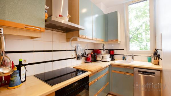 Appartement
         2 pièces
        - 61 m² Exclusivité 449 000 € *