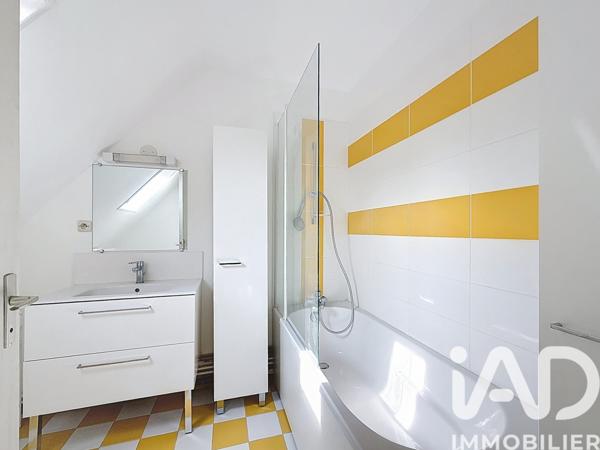 Maison à vendre 8 pièces 135 m² Notre-Dame-de-Bondeville