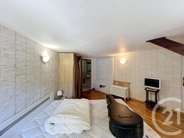 Maison à vendre  5 pièces - 103 m 2   VILLEJUIF  - 94