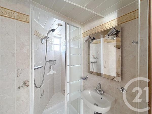 Maison à vendre  5 pièces - 103 m 2   VILLEJUIF  - 94