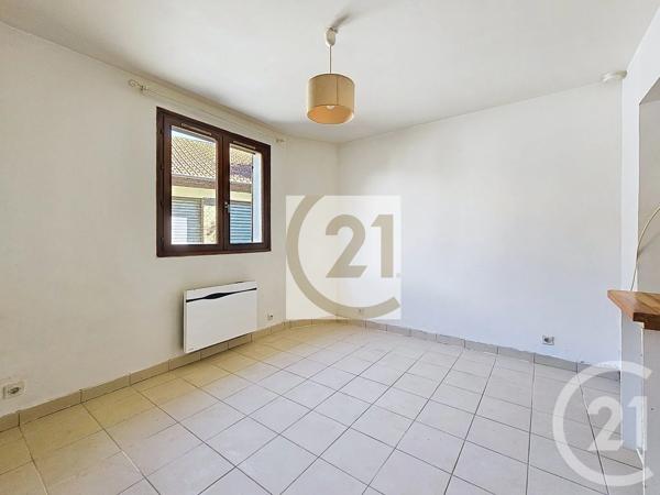 Appartement F1 à vendre  1 pièce - 18 m 2   VITRY SUR SEINE  - 94