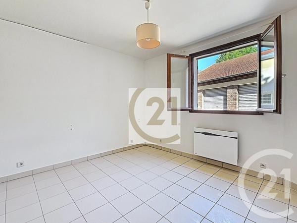 Appartement F1 à vendre  1 pièce - 18 m 2   VITRY SUR SEINE  - 94