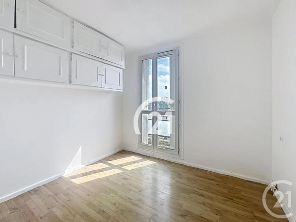 Appartement F4 à vendre  4 pièces - 61,56 m 2   GARGES LES GONESSE  - 95