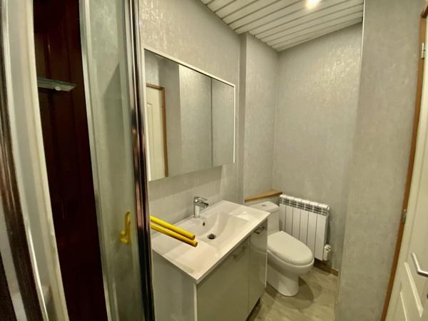 Immeuble à vendre |  La Châtre |  134 m²