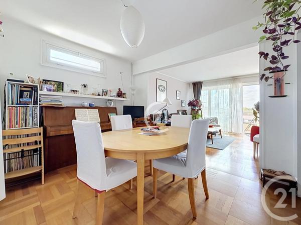 Appartement F3 à vendre  3 pièces - 57,96 m 2   MONTREUIL  - 93