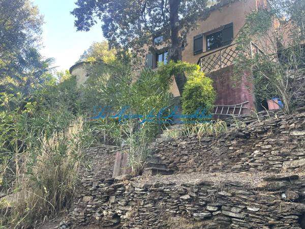 A 10 min de SAUMANE, maison F3 de 49 m² hab plus 28 m² mansardé, avec vue imprenable, sur 647 m² de terrain