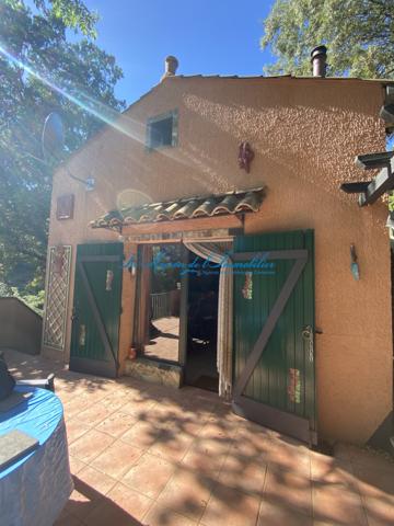 A 10 min de SAUMANE, maison F3 de 49 m² hab plus 28 m² mansardé, avec vue imprenable, sur 647 m² de terrain