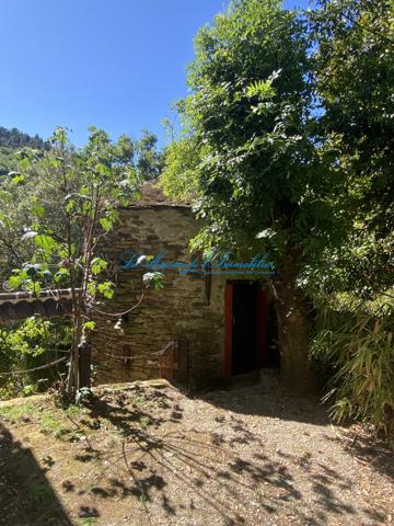 A 10 min de SAUMANE, maison F3 de 49 m² hab plus 28 m² mansardé, avec vue imprenable, sur 647 m² de terrain