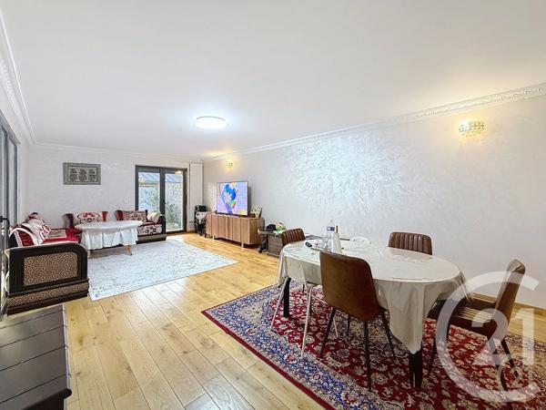 Maison à vendre  7 pièces - 194,60 m 2   LIVRY GARGAN  - 93