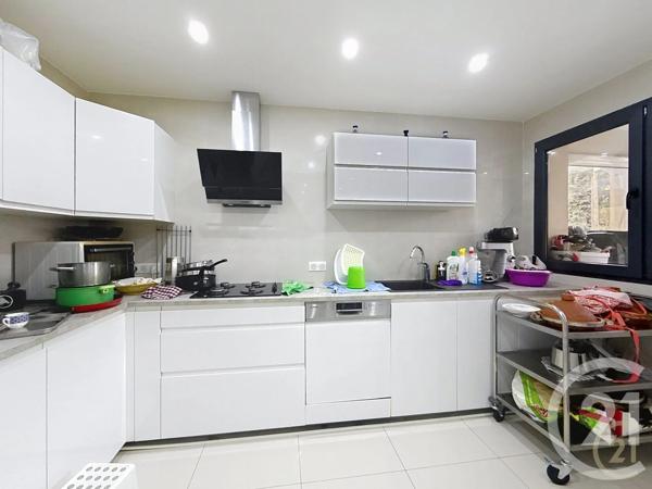 Maison à vendre  7 pièces - 194,60 m 2   LIVRY GARGAN  - 93
