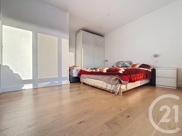 Maison à vendre  7 pièces - 194,60 m 2   LIVRY GARGAN  - 93
