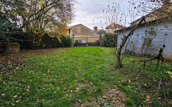 Maison à vendre    3 pièces •  Saint-Julien-l'Ars