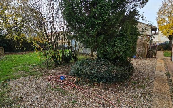 Maison à vendre    3 pièces •  Saint-Julien-l'Ars