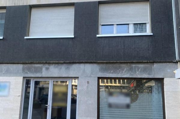 Location - BUREAUX 377 m 2