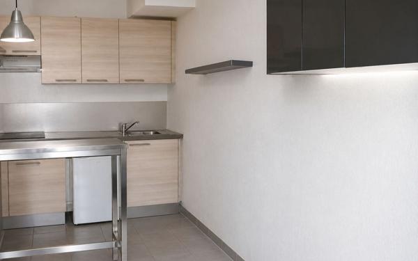 Appartement à louer    1 pièce •  Nîmes
