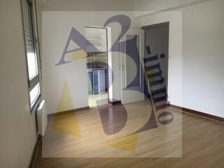 Location studio Angouleme (16000), 53.22m² avec 2 pièce(s) dont 1 chambre(s). Agence Allard Brimeaud
