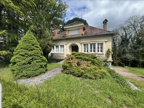 Maison à vendre |  Piégut-Pluviers |  4 pièces | 100 m²