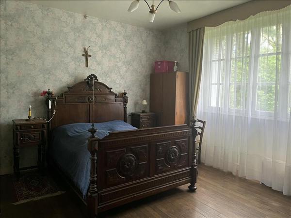 Maison à vendre |  Piégut-Pluviers |  4 pièces | 100 m²