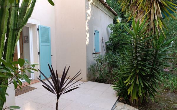 Maison à vendre    5 pièces •  Antibes