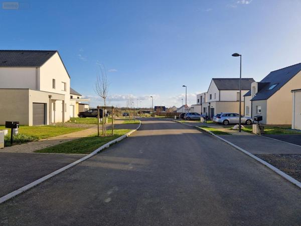 Terrain à Batir à vendre à Châteaugiron en Ille-et-Vilaine (35410), ref : 11793/12