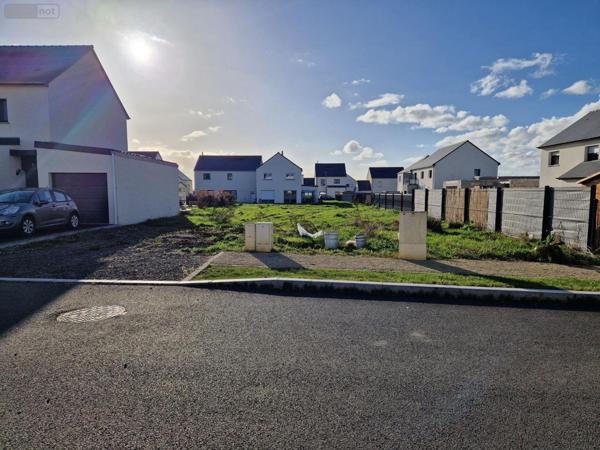 Terrain à Batir à vendre à Châteaugiron en Ille-et-Vilaine (35410), ref : 11793/12