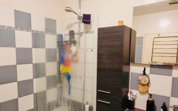 Appartement à vendre    3 pièces • 66,38 m2 Rosny-sous-Bois