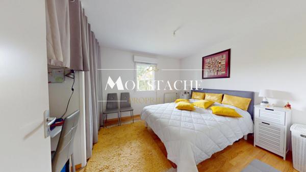 APPARTEMENT COSY - TERRASSE & PROCHE COMMERCES