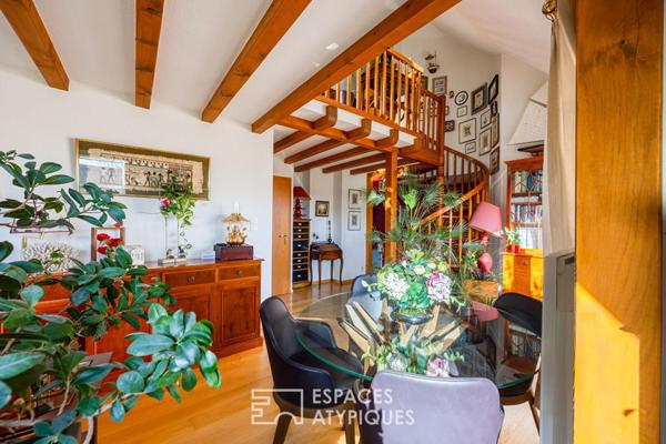 Duplex chaleureux et sa terrasse avec vue dégagée