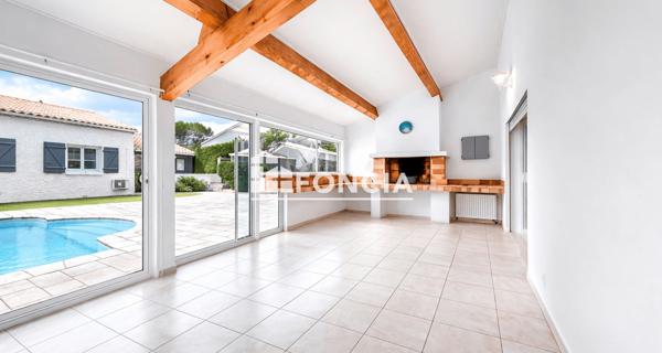 À vendre Maison 5 pièces 196 m² - Saint-gély-du-fesc 34980