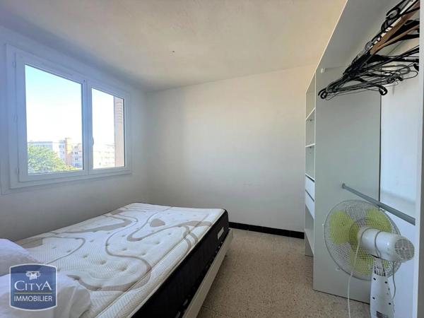 Appartement à louer 4 pièces 68.68m² Avignon (84000)