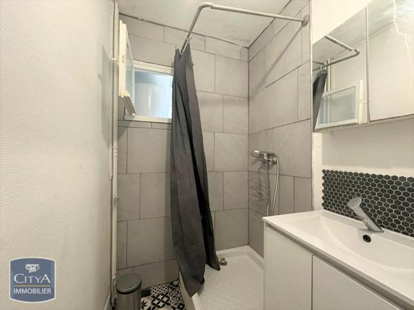 Appartement à louer 4 pièces 68.68m² Avignon (84000)