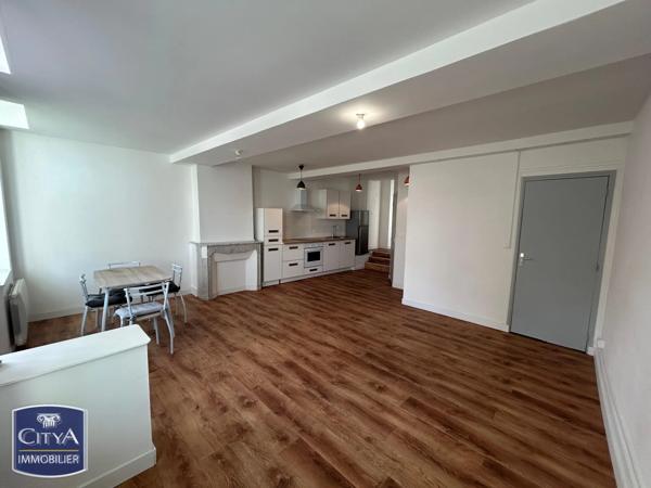 Immeuble à vendre 220m² Saint-Quentin (02100)