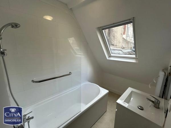 Immeuble à vendre 220m² Saint-Quentin (02100)