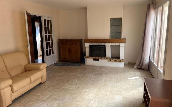 Maison à vendre    5 pièces • 160 m2 Étréchy