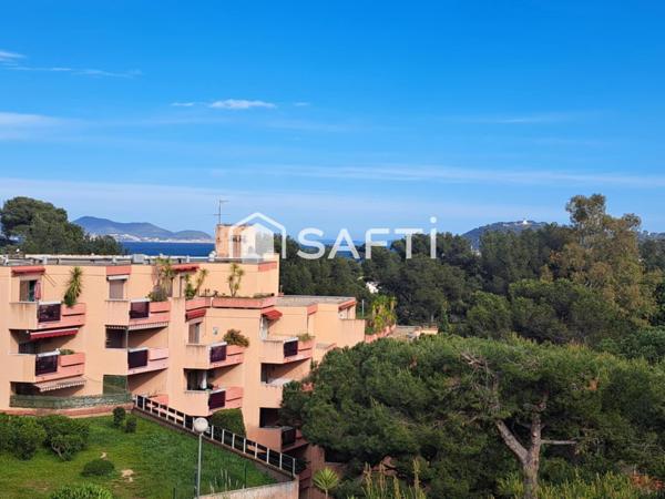 T4 Vue mer refait à neuf dans quartier recherché