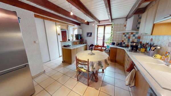 Maison Neuville Sur Ain 5 pièce(s) 101 m2