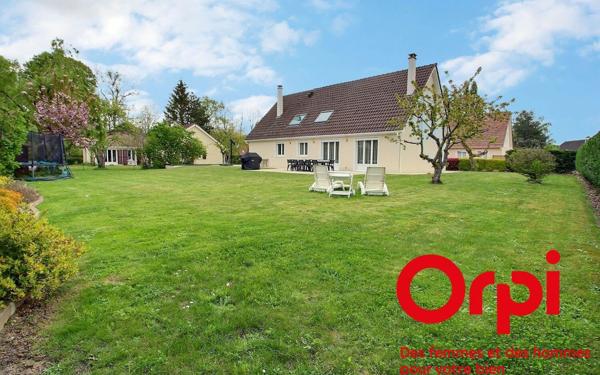 Maison à vendre    6 pièces • 189 m2 Maurepas