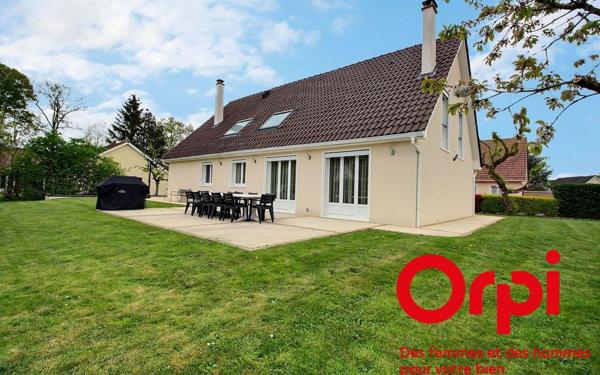 Maison à vendre    6 pièces • 189 m2 Maurepas