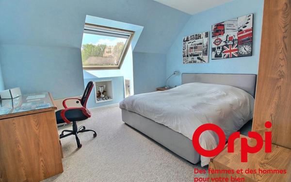 Maison à vendre    6 pièces • 189 m2 Maurepas