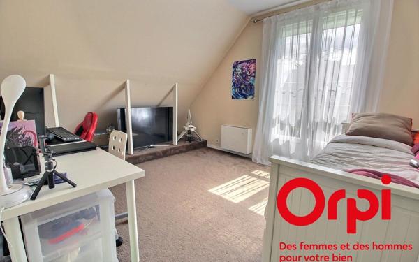 Maison à vendre    6 pièces • 189 m2 Maurepas