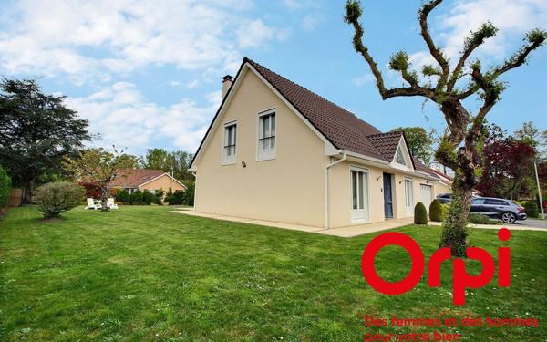 Maison à vendre    6 pièces • 189 m2 Maurepas