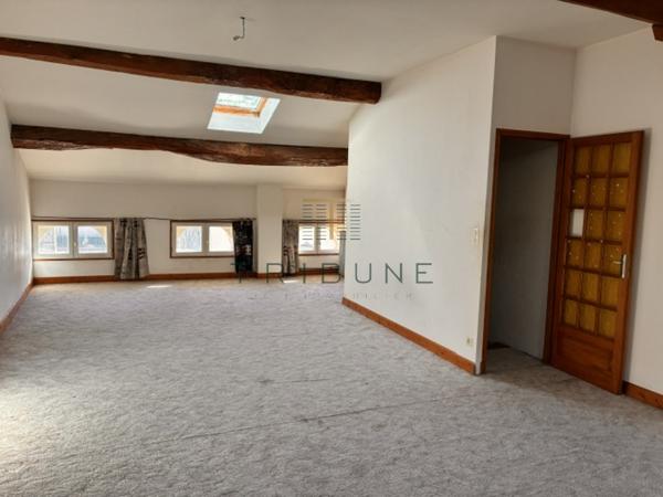 Maison 4 pièce(s) 3 chambre(s) 140 m²
