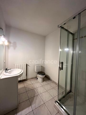 Maison de village scindée en deux habitations distinctes à 6 km de Lectoure (32)