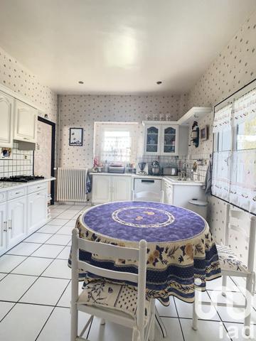 Ferme 7 pièces de 300 m² à Sorigny (37250)