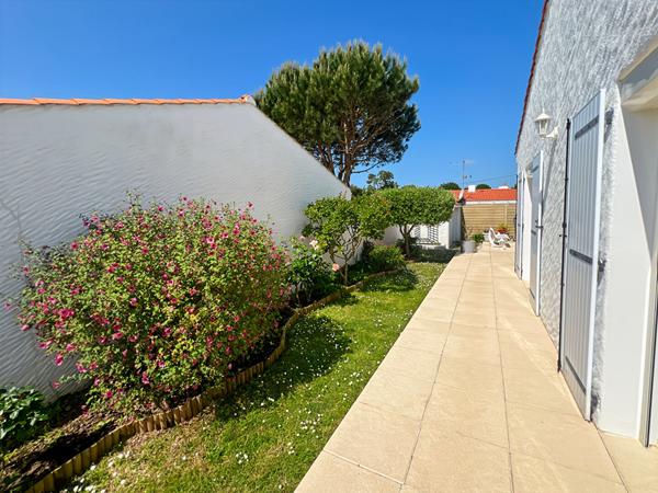 Maison T5 parfaitement entretenue avec piscine