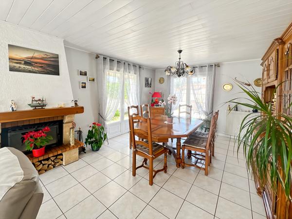 Maison T5 parfaitement entretenue avec piscine