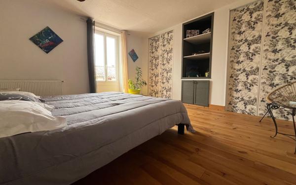 Maison à vendre    5 pièces •  Saint-Hilaire-la-Palud