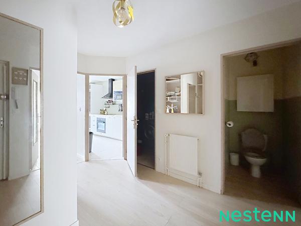 À LOUER MEUBLE, T2 52 m² avec balcon et garage, 2 pas du Cours Fauriel